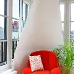 La Rouge Du Marais Paris